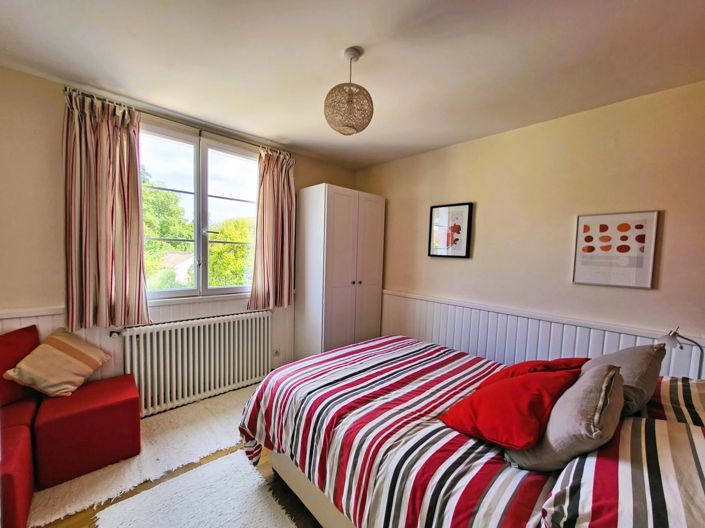 Image No.8-4 Bed House for sale