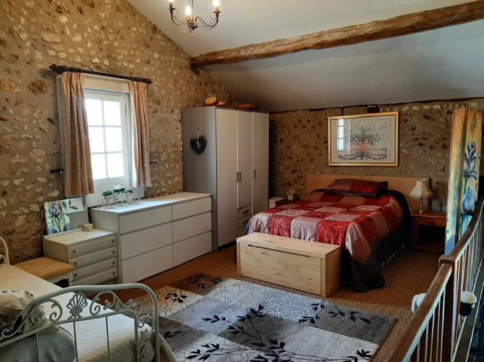 Image No.9-2 Bed House for sale