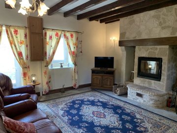 fe252f9dfff760054bd066d07844b6fd0a5ad62843192