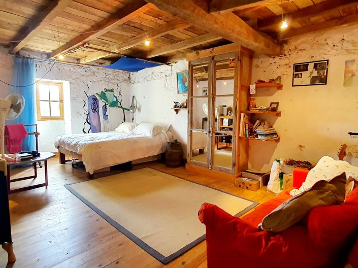 Image No.13-6 Bed House for sale