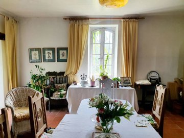 04384a54232873ac91526c214a7b1816b2556d154e403