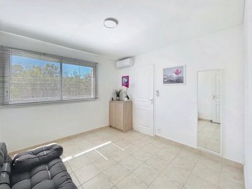 a8a28ec06e046253607a23152fd1e65337e468b4fe192