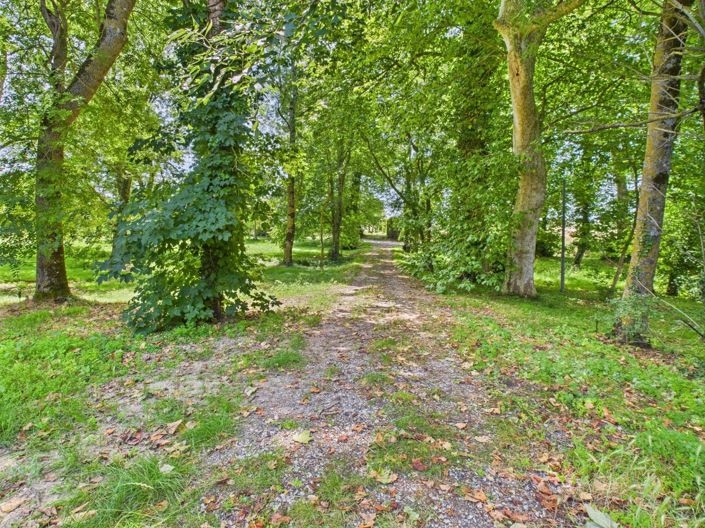 Image No.15-9 Bed House for sale