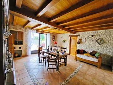 d8ba66c96bdf632d8925aad53b5833ceb3070d7330192