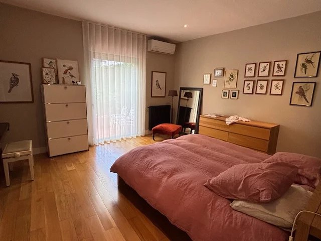 Image No.10-5 Bed House for sale