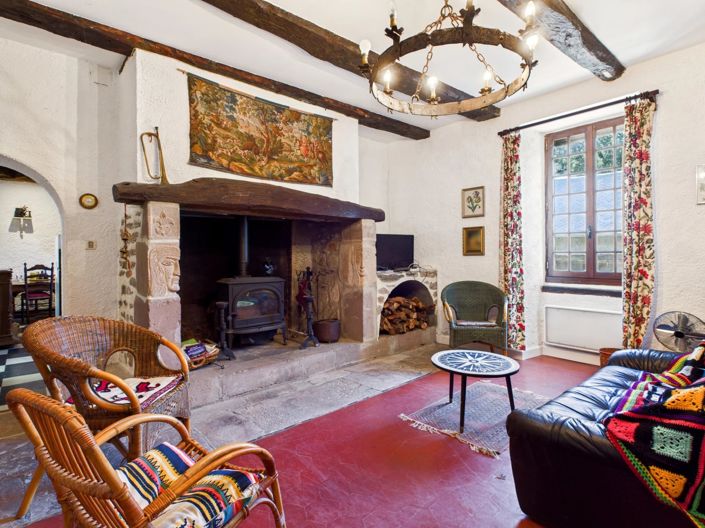 Image No.2-4 Bed House for sale