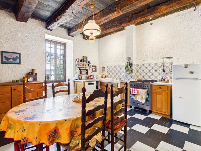 Image No.3-4 Bed House for sale