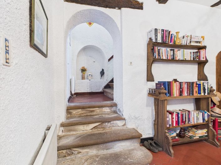 Image No.7-4 Bed House for sale