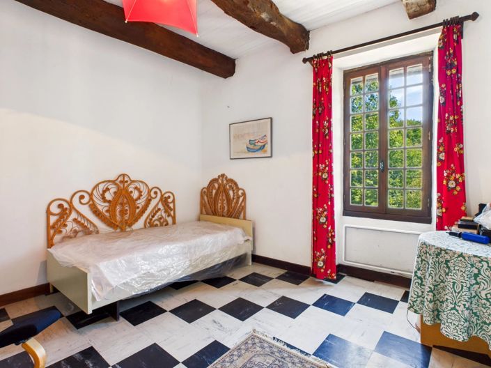 Image No.9-4 Bed House for sale