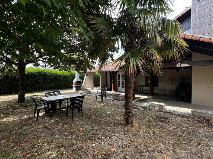 Image No.2-3 Bed House for sale