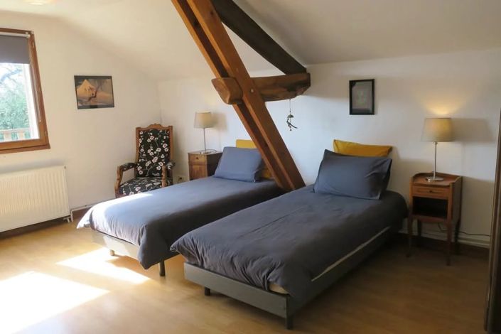 Image No.12-17 Bed House for sale