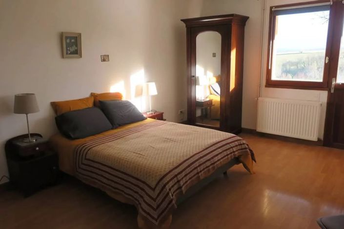 Image No.13-17 Bed House for sale