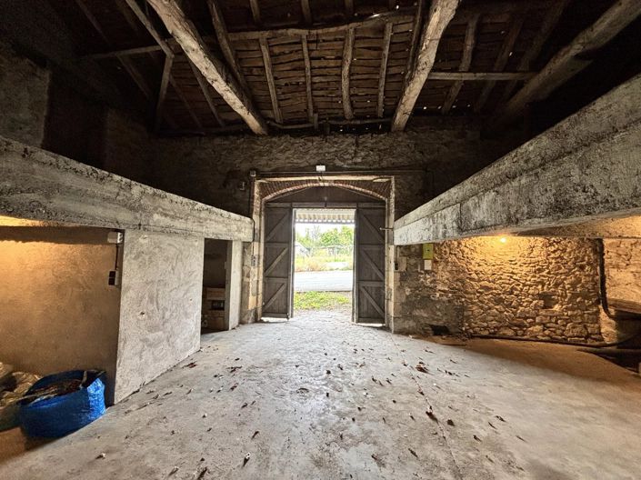 Image No.5-3 Bed Village House for sale