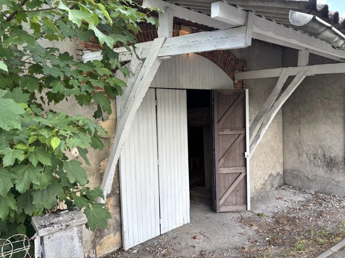 Image No.10-3 Bed Village House for sale