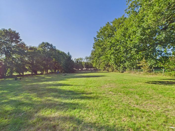 Image No.15-4 Bed House for sale