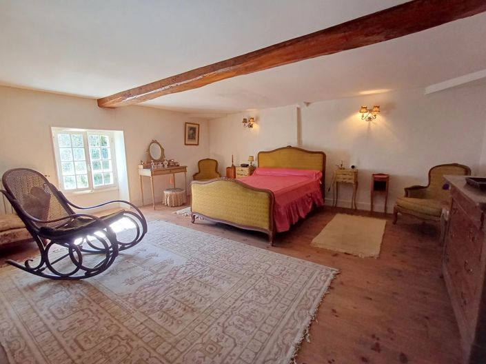 Image No.15-3 Bed House for sale