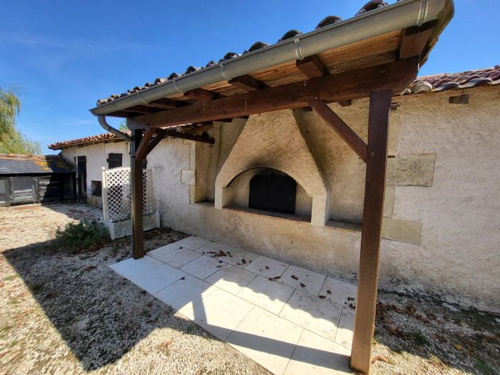 Image No.13-2 Bed House for sale