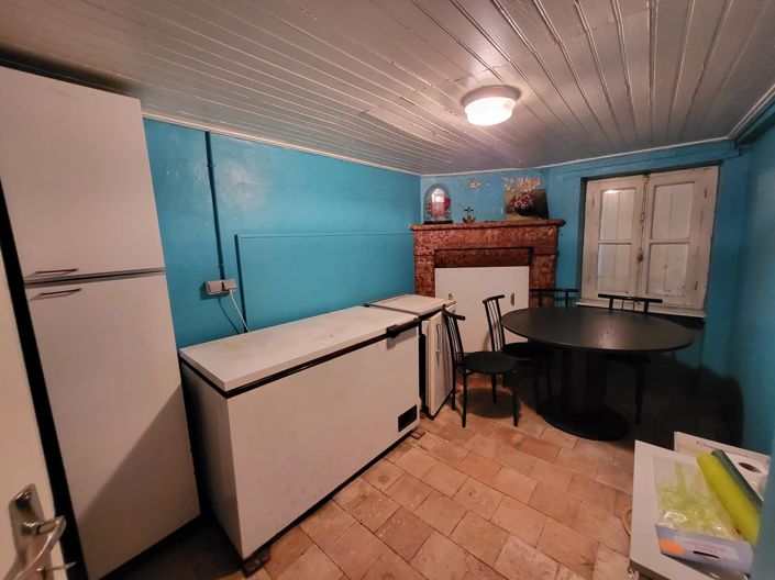 Image No.7-2 Bed House for sale