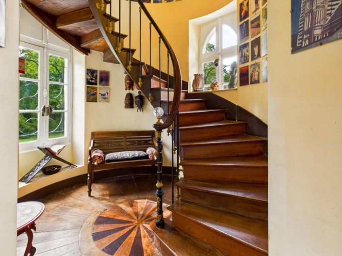 Image No.9-19 Bed House for sale