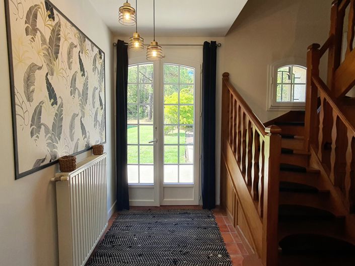 Image No.8-3 Bed House for sale