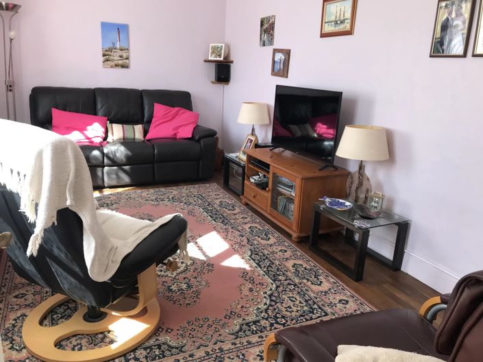 Image No.3-2 Bed House for sale