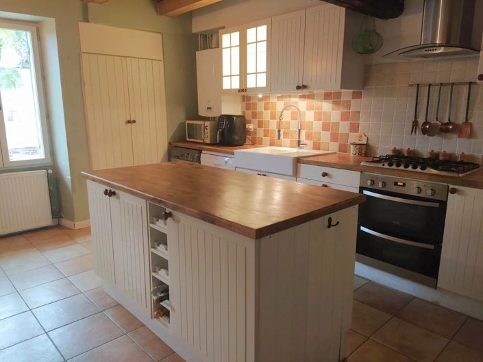 Image No.8-3 Bed House for sale