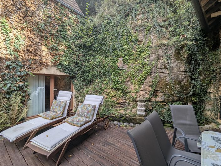 Image No.8-2 Bed House for sale