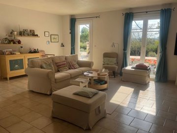 e9f86a8b7f200d3ed8b312a596eccf7e82e028f612192