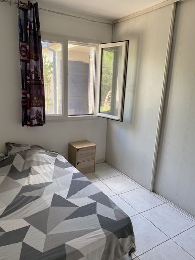 Image No.14-4 Bed House for sale