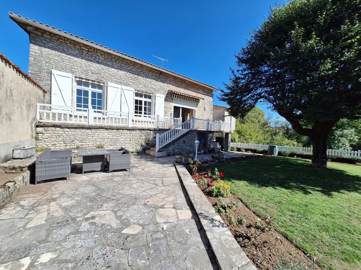 Image No.2-3 Bed House for sale