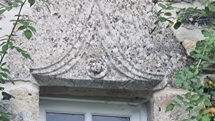 Image No.11-4 Bed House for sale