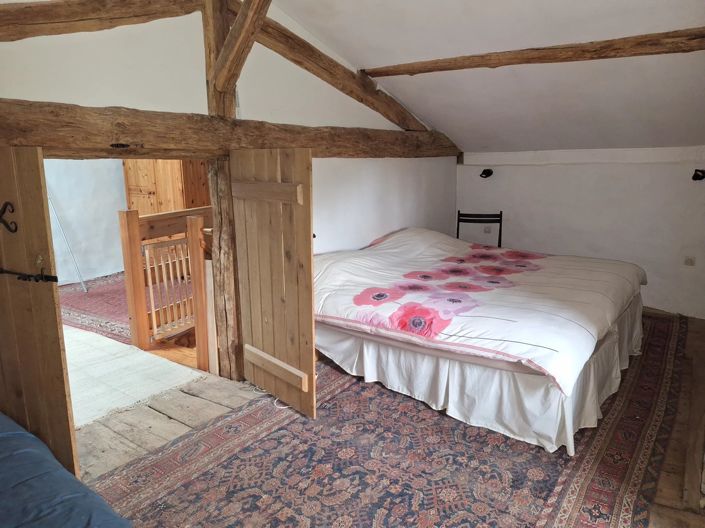 Image No.8-4 Bed House for sale