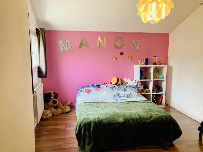 Image No.12-5 Bed House for sale