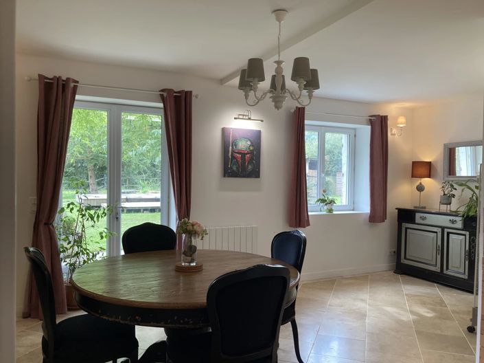 Image No.7-5 Bed House for sale