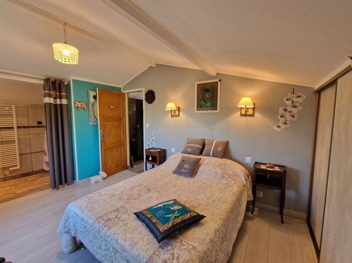 Image No.7-4 Bed House for sale