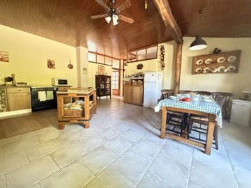 5b06f5fa5ece7b84173c0c04713ba6adcaafabd897192