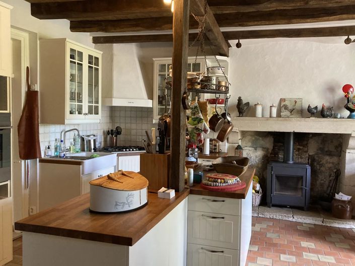 Image No.5-3 Bed Village House for sale