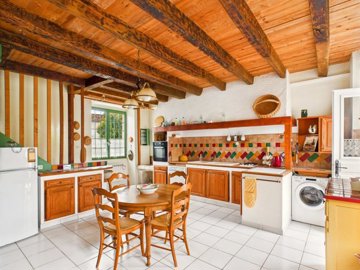 7f7348390c0b546f4d3e7707bb1d56a18c35f6713f192