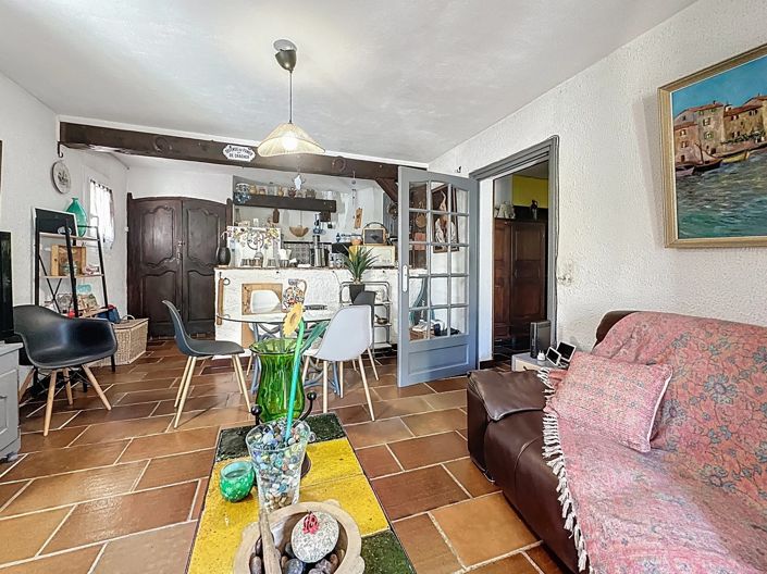 Image No.12-5 Bed House for sale