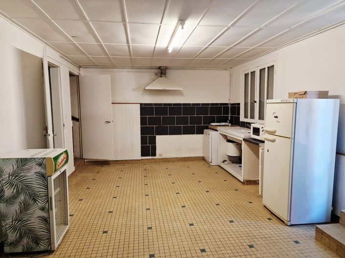 Image No.10-6 Bed House for sale