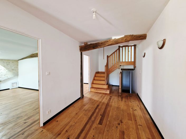 Image No.7-6 Bed House for sale