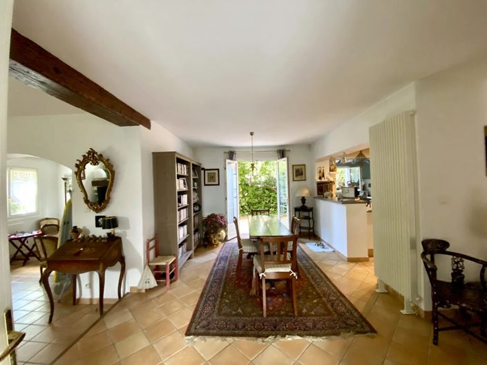 Image No.6-4 Bed House for sale