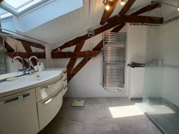 d7b59adb2943aeae0e626c0a8c5b37dfd9a281b056192