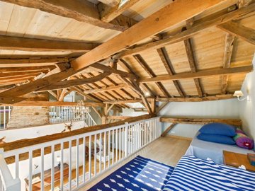 c9edb7a77698aa88cad348bcb8456733f63c513154200