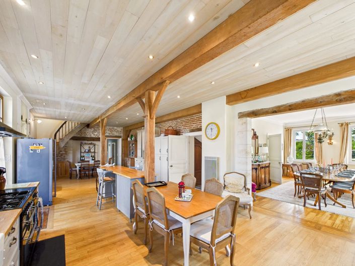 Image No.4-6 Bed House for sale