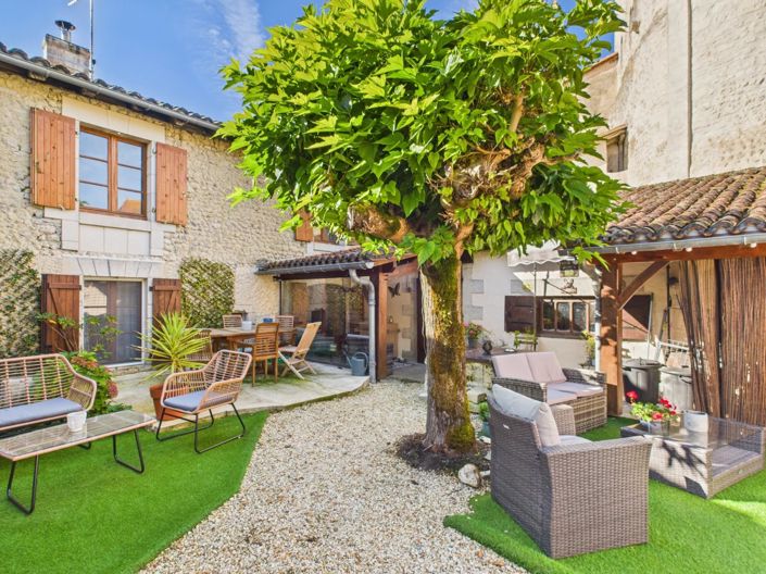 Image No.1-3 Bed Village House for sale