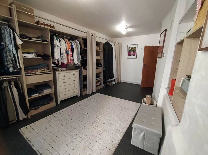 Image No.7-3 Bed Village House for sale