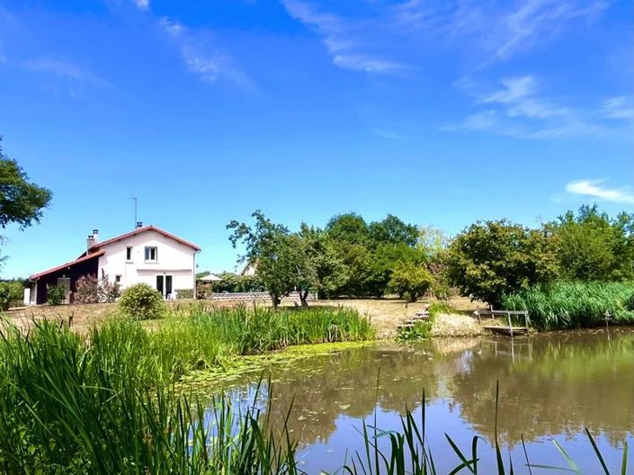 Image No.10-2 Bed House for sale