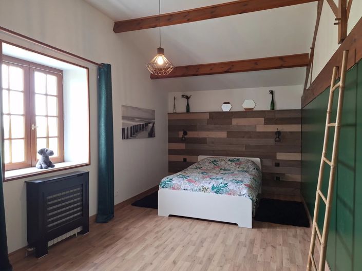 Image No.6-2 Bed House for sale