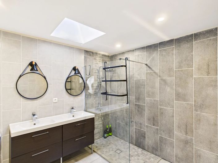 Image No.10-6 Bed House for sale